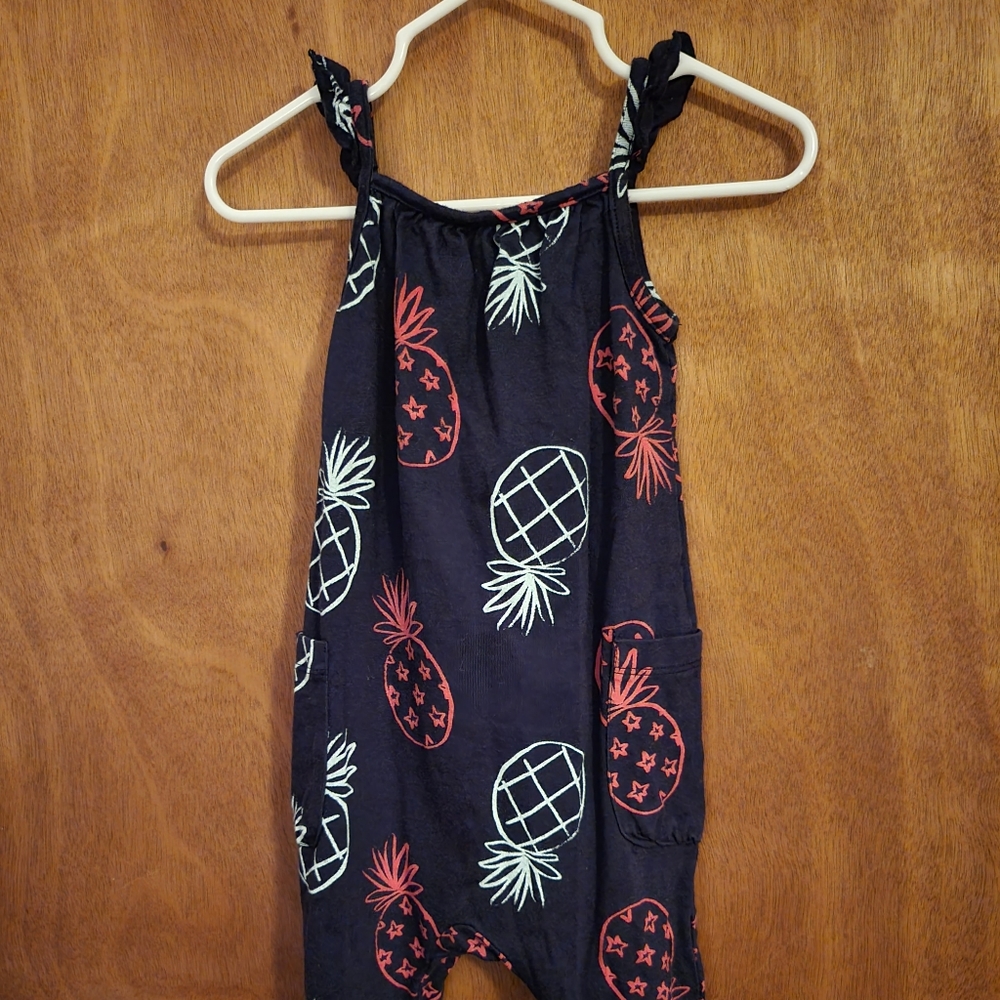 Baby girl pineapple bodysuit🍍